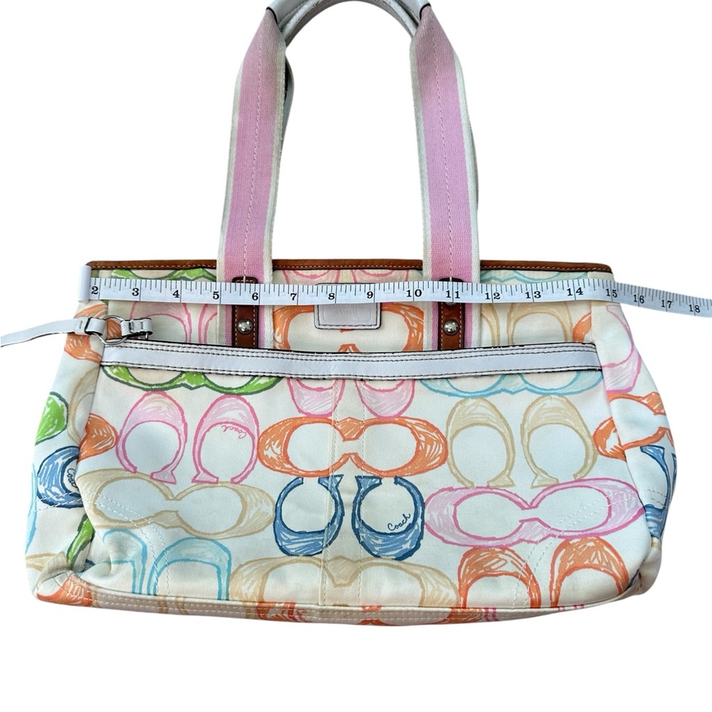 Coach Vintage Hampton Scribble Multicolor Signature Tote with Pink Handles 
2007 - Picture 14 of 17